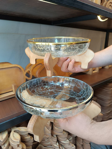 شیرینی خوری لب طلا پایه چوبی