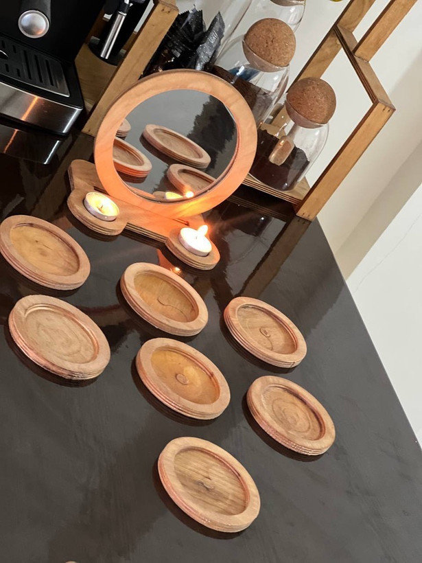 هفت سین چوبی همراه با اینه و شمعدان