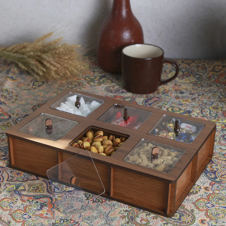 تیبگ چوبی مدل درب دار