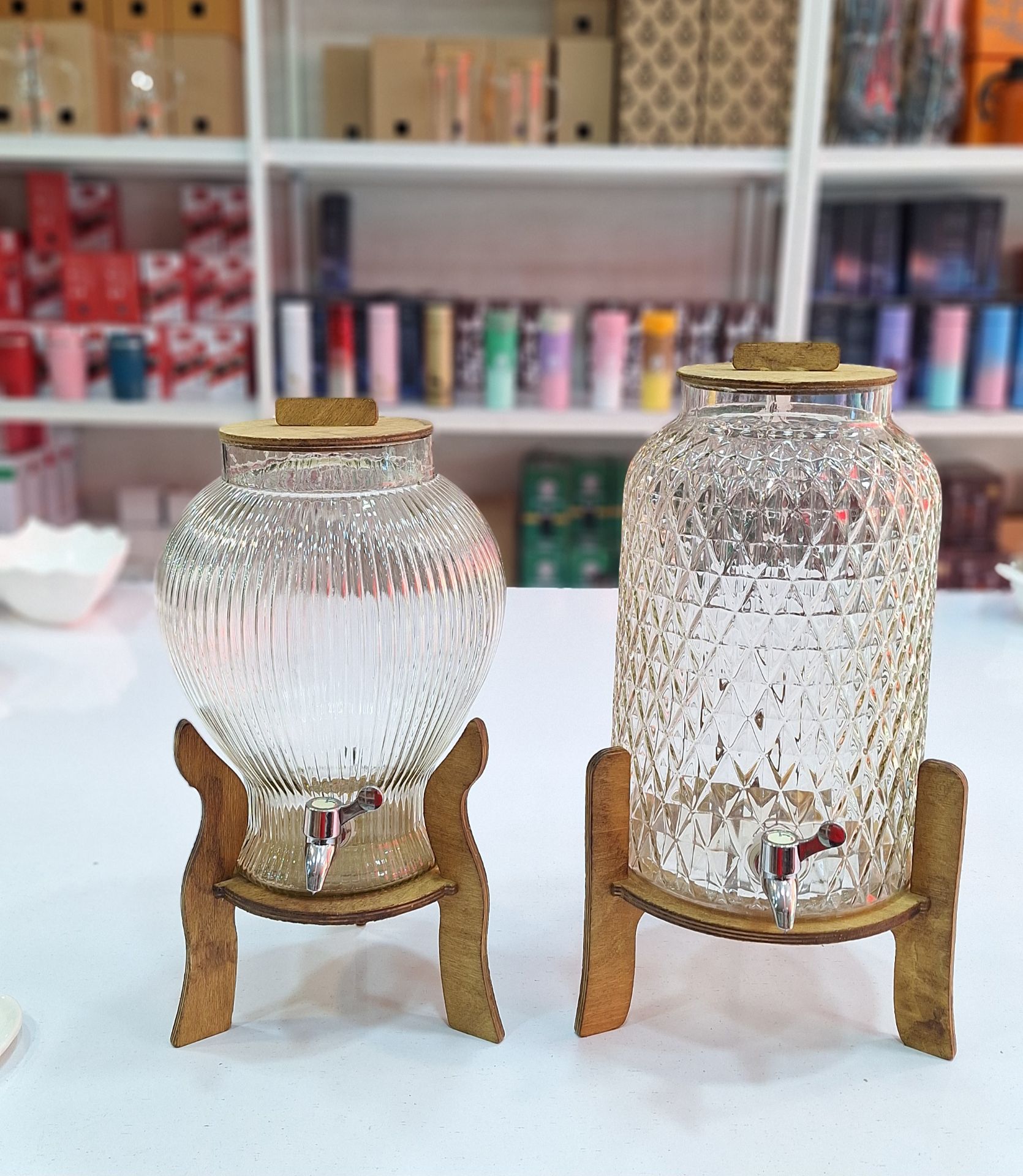 کلمن بلور پایه دار